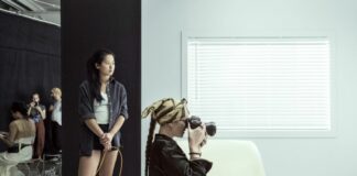 Calendario Pirelli 2023, Emma Summerton firma “Love Letters to the Muse”