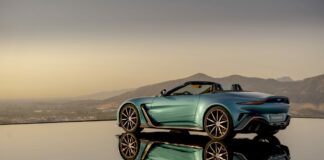 Aston Martin, è arrivata la nuova V12 Vantage Roadster