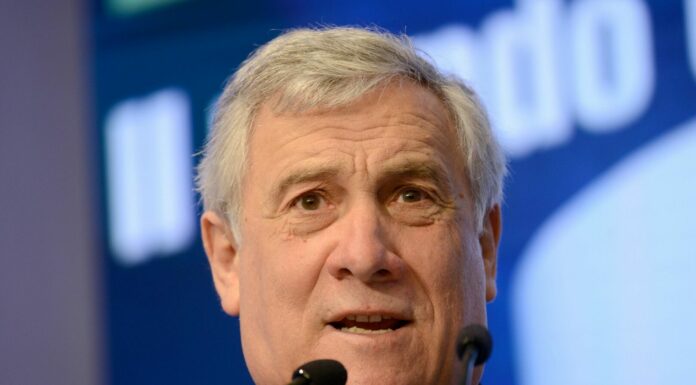 Tajani “Lo Stato paghi la differenza delle bollette di quest’anno”