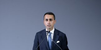 Di Maio “La nostra proposta è un decreto d’emergenza taglia-bollette”