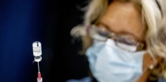 Covid, Sono 31.088 i nuovi positivi e 98 le vittime