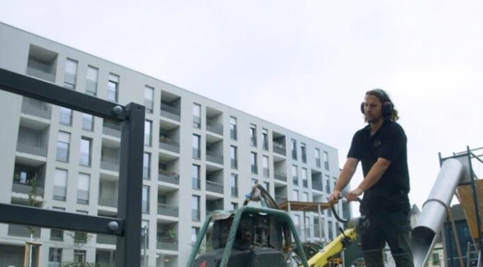 Grazie alla tecnologia “Ford Pro” le aziende risparmiano