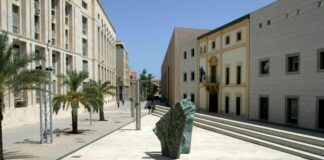 Il custode Paparcuri lascia il ‘bunkerino’ del Tribunale di Palermo “Palazzo dei veleni”