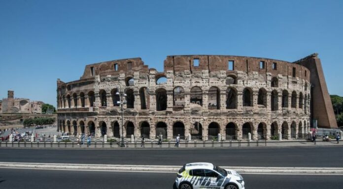 Peugeot E-208 apre la strada all’elettrico anche al Rally di Roma