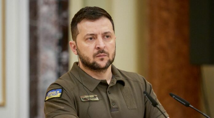 Zelensky “Non possiamo lasciare ci sia rischio nucleare”