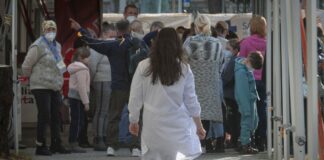 Covid, In Italia 17.668 nuovi positivi e 48 vittime