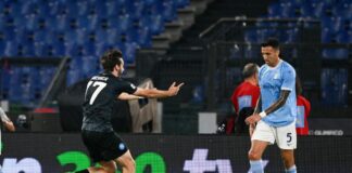 Il Napoli vince in rimonta, Lazio battuta 2-1