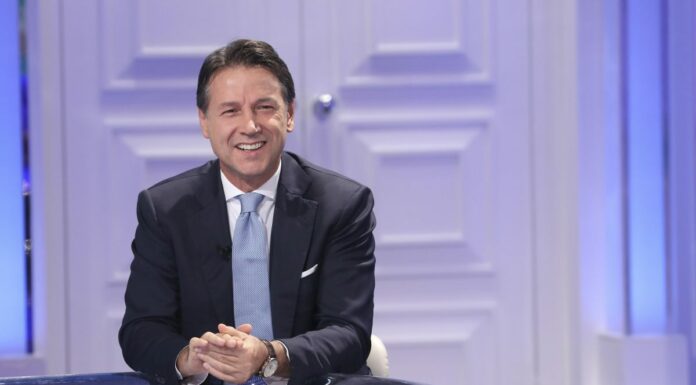 Elezioni, Conte “Si prefigura una grande accozzaglia al Governo”
