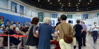 Covid, Sono 6.415 i nuovi positivi e 33 le vittime in Italia