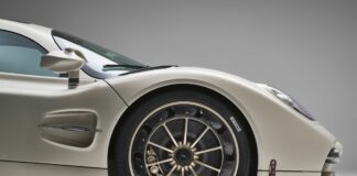 La hypercar Pagani Utopia “corre” sui Pirelli P Zero Corsa
