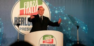 Berlusconi “Per i disabili aumento delle pensioni e assistenza”