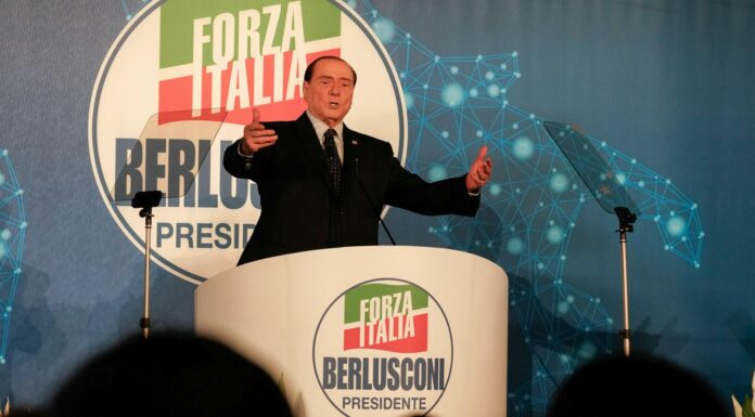 Berlusconi “Per i disabili aumento delle pensioni e assistenza”