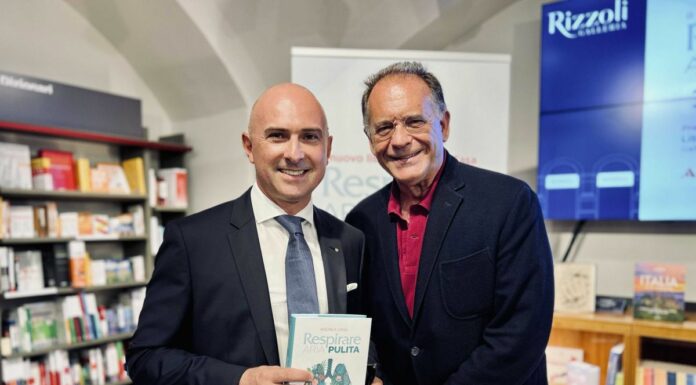 “Respirare aria pulita”, l’inquinamento indoor nel libro di Andrea Casa