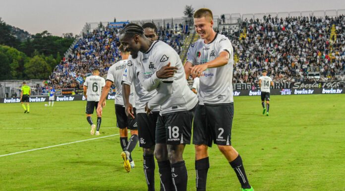 Lo Spezia vince il derby ligure, 2-1 in rimonta alla Samp