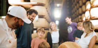 Parmigiano Reggiano, torna l’appuntamento con “Caseifici Aperti”