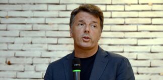 Elezioni, Renzi “Il reddito di cittadinanza rende sudditi”