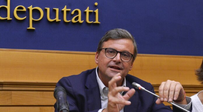 Calenda “Nessuno prendere la maggioranza, ma non darò i miei voti al Pd”