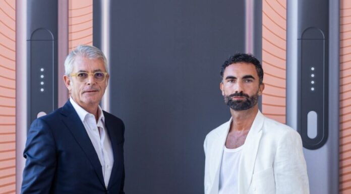 Not Your Usual Fashion Show, Mallone firma la drop collection di Pulze