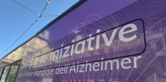 Alzheimer, la corsa del bus viola a Trieste. Alleanza Ssr-terzo settore Fvg