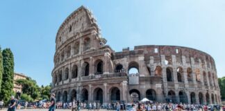 Per il ponte di Ognissanti attese 697 mila presenze turistiche a Roma, +4,26% sul 2024