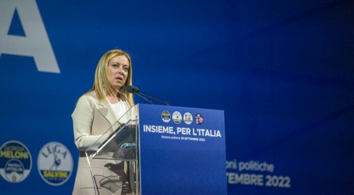Meloni “La povertà si combatte solo con il lavoro”