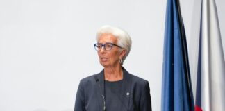 Bce, Lagarde “Prevediamo nuovi rialzi dei tassi di interesse”