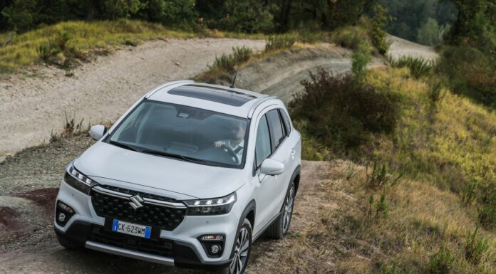 La gamma Suzuki 100% ibrida e 100% 4×4 alla Fiera del Fuoristrada
