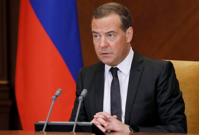 Medvedev “La Russia ha il diritto di usare le armi nucleari se necessario”