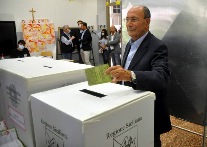 Votazioni Mattarella e Schifani per le elezioni politiche del 25 settembre