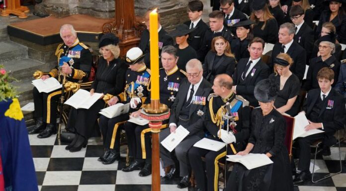 Il Regno Unito si ferma per l’addio alla regina Elisabetta