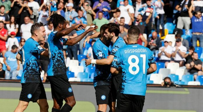 Napoli-Torino 3-1, gli azzurri restano in testa