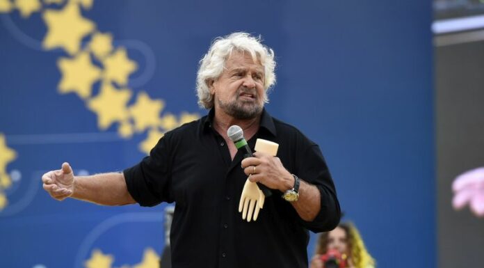 Grillo “Formare le Brigate di Cittadinanza al lavoro per la comunità”