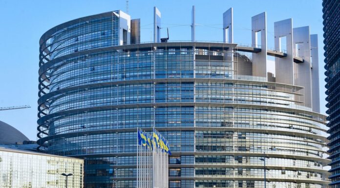 Dal Parlamento Ue via libera a nuove norme per l’Unione della Salute