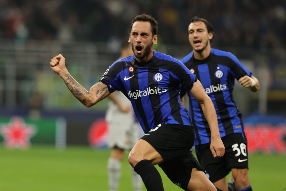 Calhanoglu rilancia l’Inter, Barca battuto 1-0