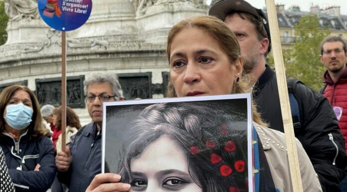 Iran, Ue chiede di sanzionare responsabili della morte di Mahsa Amini