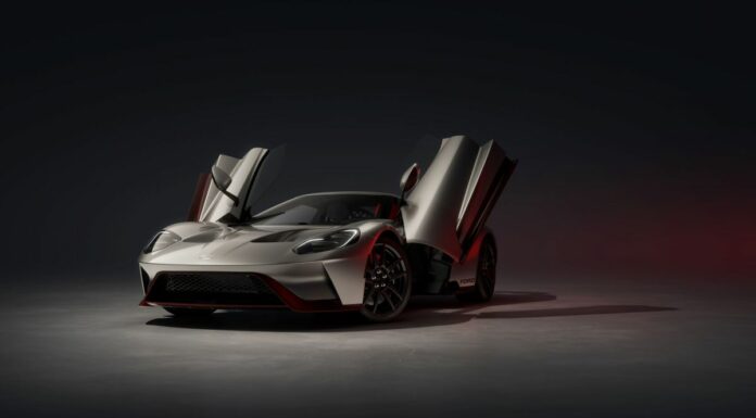 Ford celebra la sua storia vincente a Le Mans con la GT LM 2022