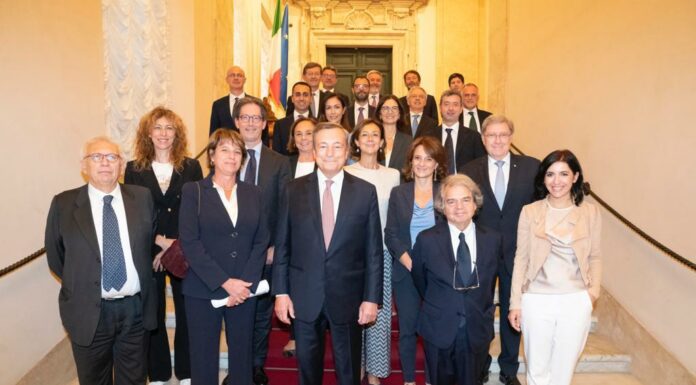 Governo, Draghi ai ministri “Potete essere orgogliosi dei risultati”