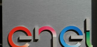 Enel lascia la Russia, ceduti gli asset a Lukoil e Gazprom