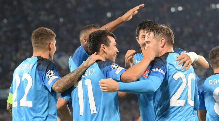 Il Napoli batte 4-2 l’Ajax ed è agli ottavi di Champions