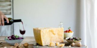 Consorzio Parmigiano Reggiano al Sial di Parigi