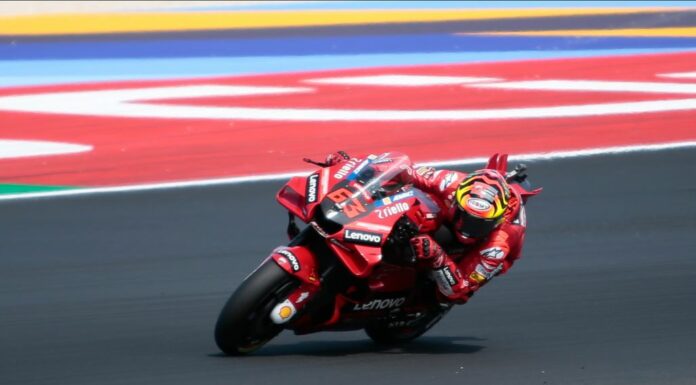 MotoGp, Rins vince in Australia e Bagnaia balza in testa al Mondiale