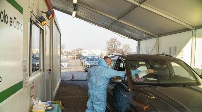 Covid, In Italia 13.439 nuovi positivi e 93 morti