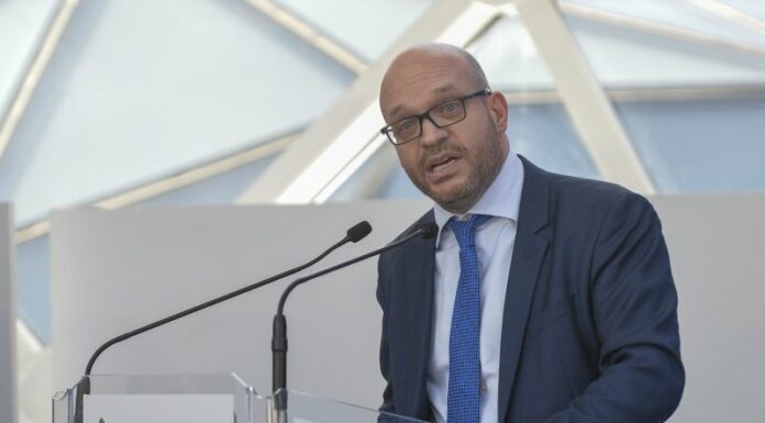 Ucraina, Fontana “Follia di Putin, conflitto senza presupposti validi”