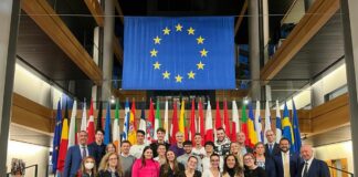 Studenti liguri vincitori concorso regionale visitano Parlamento UE