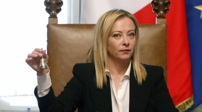 Meloni “Grande emozione, ma pronti alle difficili sfide”