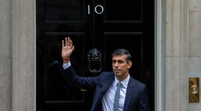 Gran Bretagna, al via il mandato da premier per Rishi Sunak