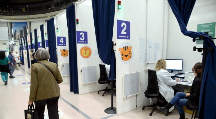 Covid, 35.043 nuovi contagi e 93 decessi. Positività al 16,2%