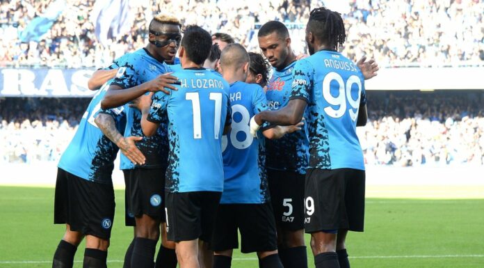 Napoli scatenato, tripletta Osimhen e 4-0 al Sassuolo