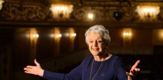 È morta Angela Lansbury, la “Signora in giallo”