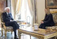 Mattarella riceve Meloni e i ministri in vista del prossimo Consiglio Europeo di Bruxelles / Video